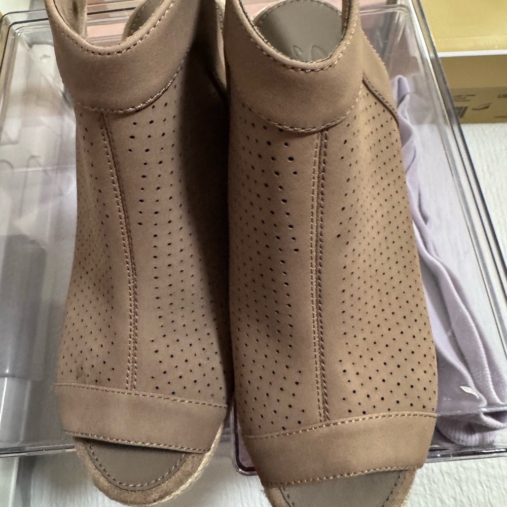 Indigo Tan Peep-Toe Ankle Booties tan suede boots